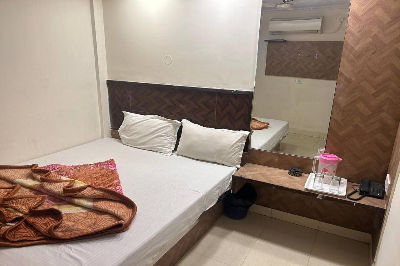 Shree Lodge Near New Delhi Railway Station, Paharganj Extérieur photo
